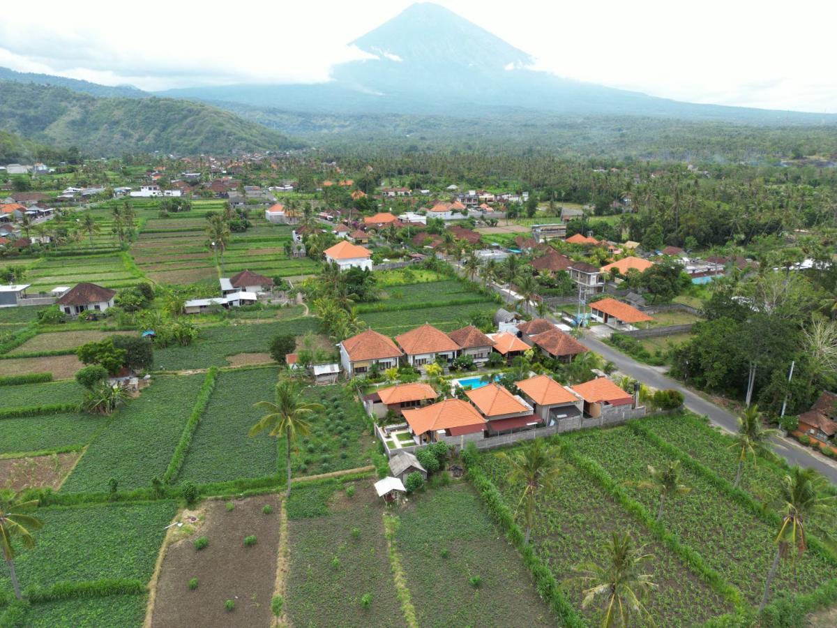 Damar Sanjaya Uttama Villa Amed  Exterior photo